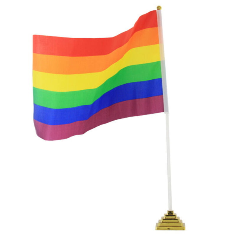 PRIDE – LGBT VÄIKE LAUALIPP UHKUS