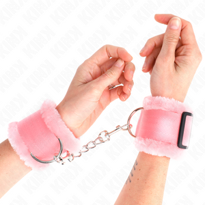 KINK - FURRY LINED WRIST RESTRAINTS PINK ADJUSTABLE 17-31 CM X 7 CM - LoveYou.lv