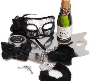 INEDIT - EROOTILINE KOMPLEKT MUST VENEETIA MASK - LoveYou.lv