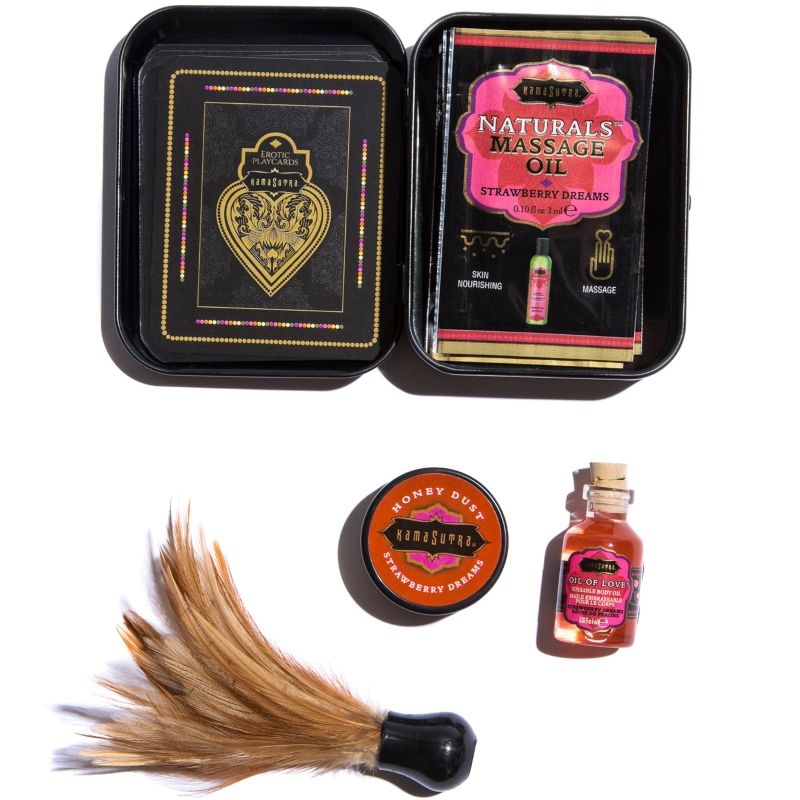 KAMASUTRA – WEEKENDER-DOSE-KIT STRAWBERRY DREAMS STRAWBERRY KAMASUTRA COSMETICS