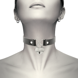 COQUETTE CHIC DESIRE - VEGAN LEATHER NECKLACE WITH HEART ACCESSORY WITH KEY COQUETTE ACCESSORIES